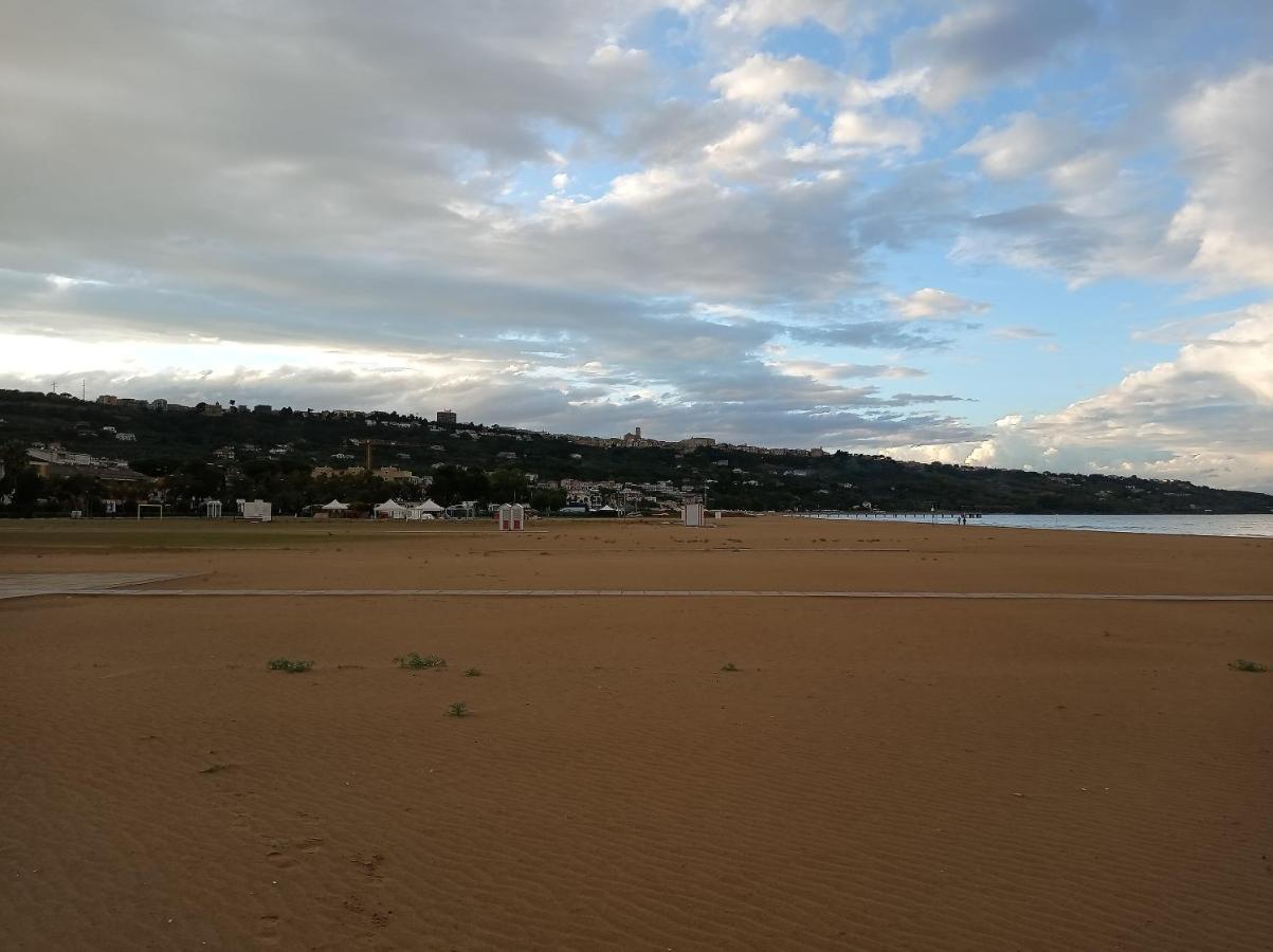 Appartamento tra mare e città Vasto Esterno foto