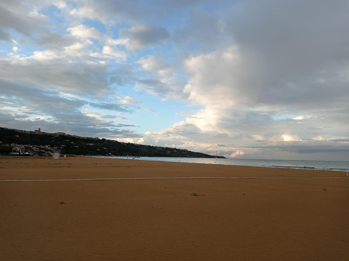 Appartamento tra mare e città Vasto Esterno foto