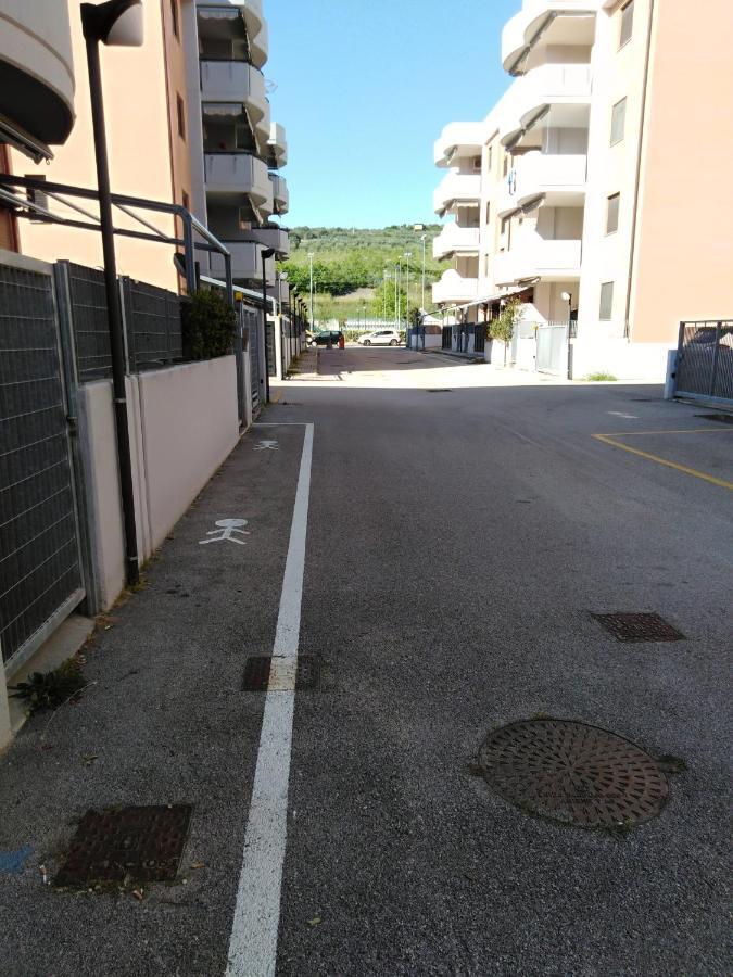 Appartamento tra mare e città Vasto Esterno foto